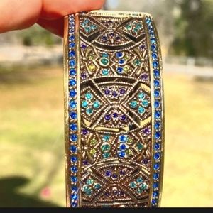 ***  HEIDI DAUS *** "BYZANTINE BEAUTY" HINGED BANGLE BRACELET